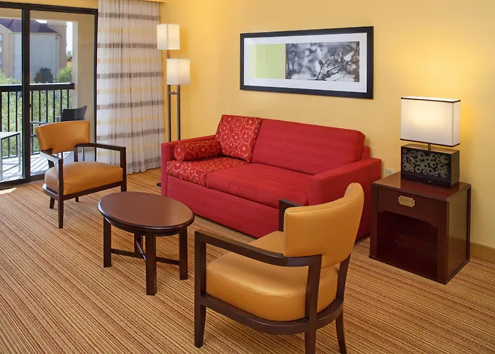 Courtyard By Marriott Jacksonville Butler Boulevard